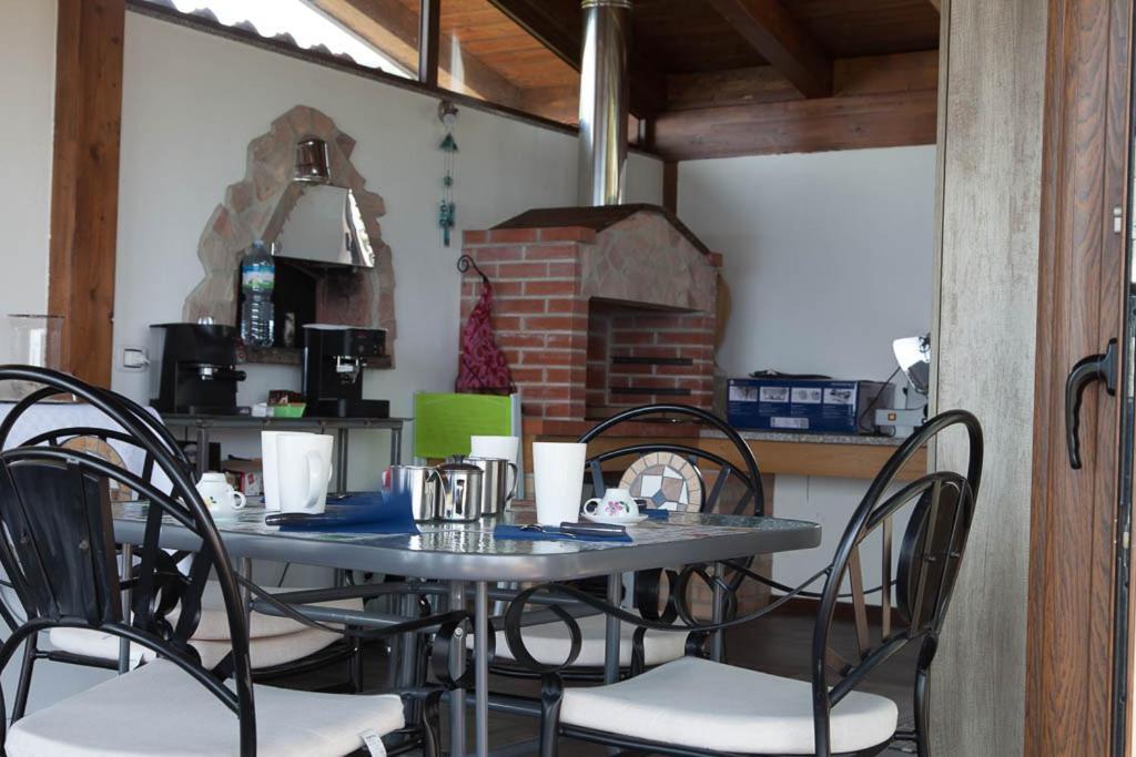 B&B Le Rose Del Tirreno Falerna Bagian luar foto